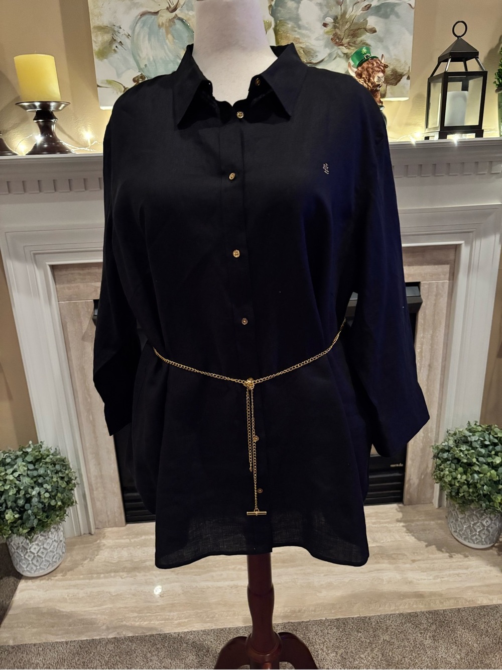 Lauren Ralph Lauren Women’s Linen Gold Button, Gold Embroidered Crest Shirt (3X)